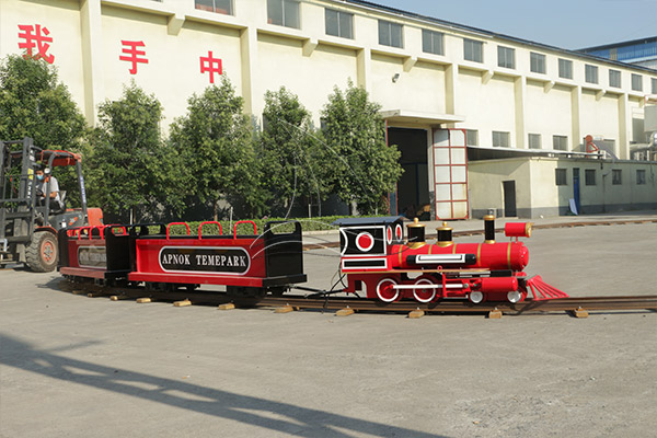 outdoor rideable track train for sale
